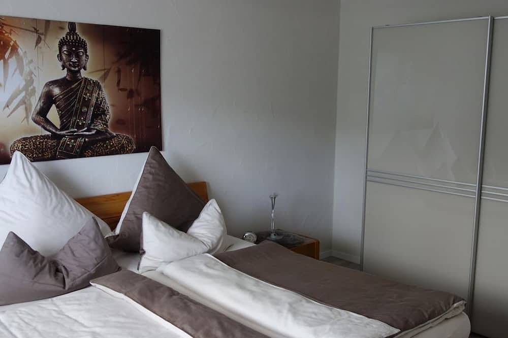 Ganze Wohnung, Ferienwohnung Thull - 4-Bett-Ferienwohnung mit Dusche und Bad/Wc in Oberstadtfeld, Vulkaneifel