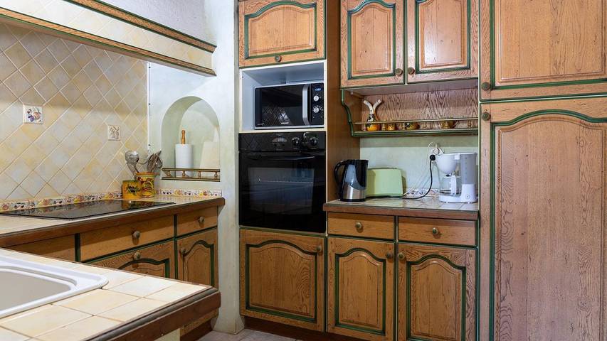 Location de vacances pour 8 personnes, avec jardin et piscine à Puisserguier - 4