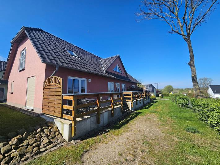 Ferienhaus für 5 Personen, mit Terrasse und Garten sowie Seeblick und Ausblick in Benz - 3