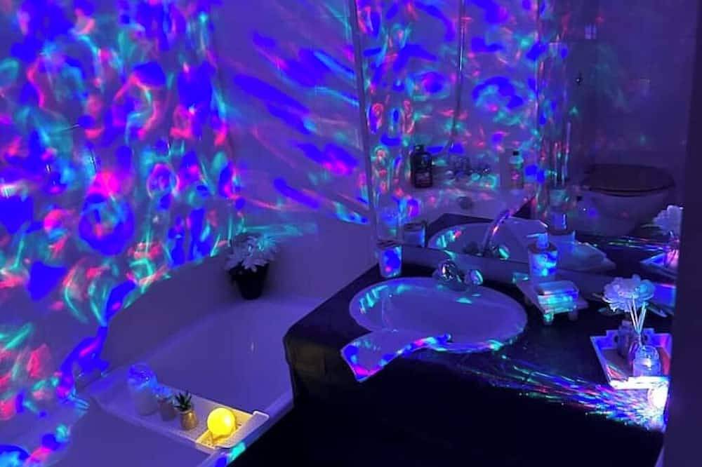 Entire apartment, Cosy & Elegant with Parking - Your Haven of Peace at the Gates of Nantes in Carquefou, Nantes region