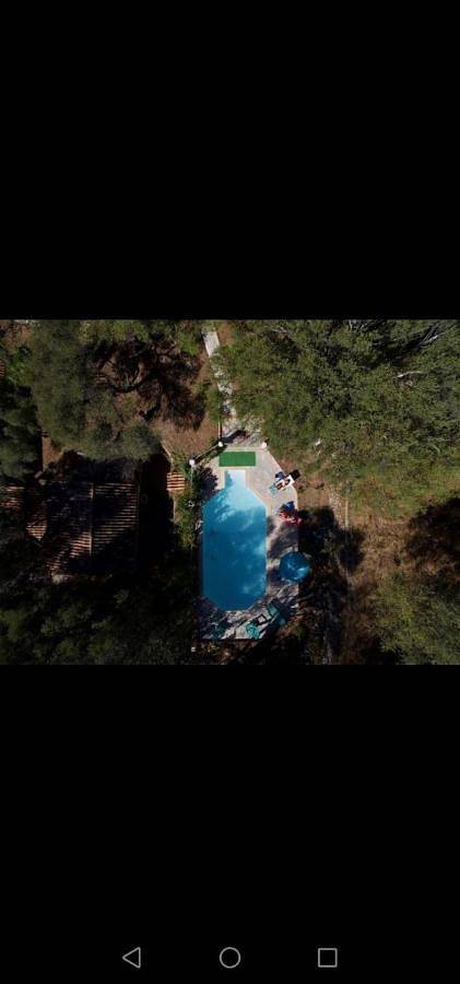 Location de vacances pour 4 personnes, avec vue ainsi que jardin et piscine à Serriera - 4