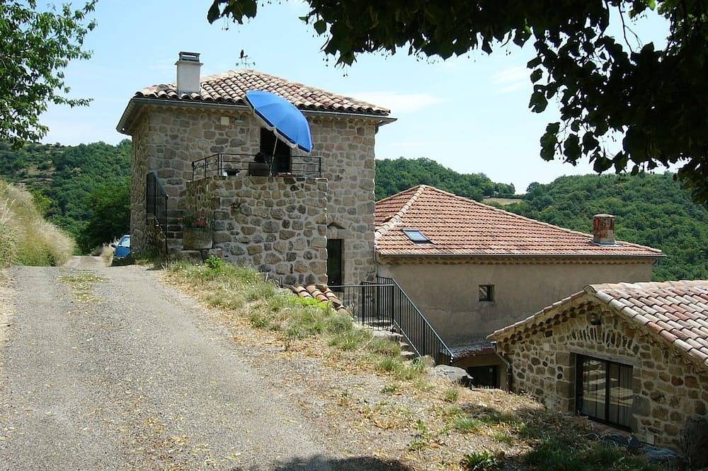 Gîte douillet pour 2 personnes in Pourchères, Parc naturel régional des Monts d'Ardèche