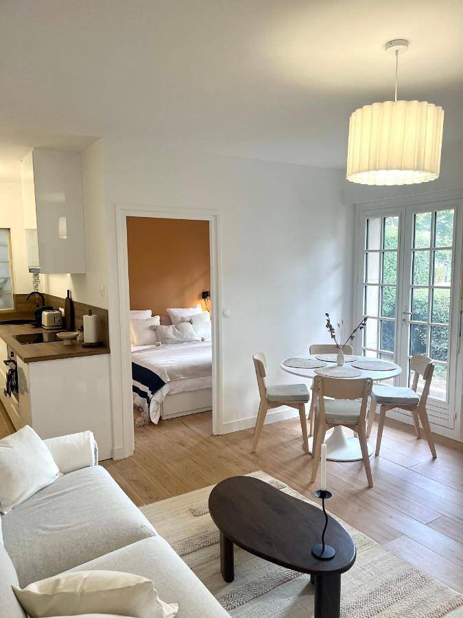 Appartement de vacances pour 4 personnes, avec Terrasse et Jardin à Béthune