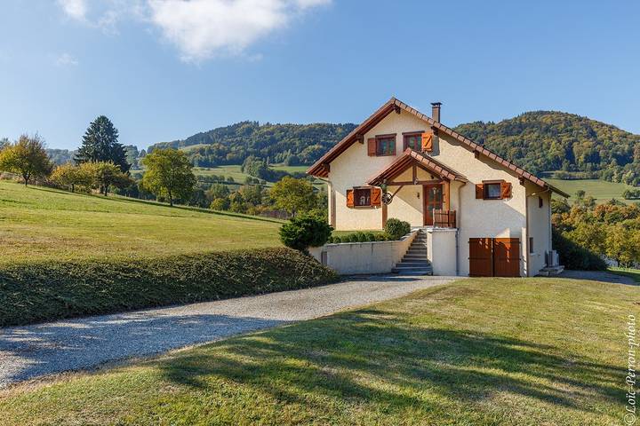 Gîte pour 8 personnes, avec jardin à Theys - 3