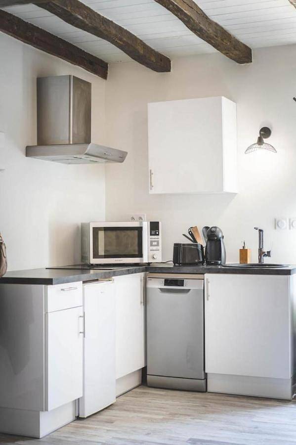 Location de vacances pour 5 personnes, avec jardin et jacuzzi à Montamisé