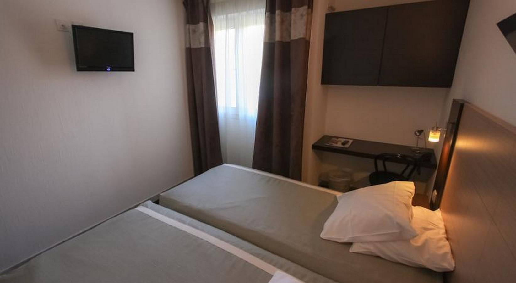 Hôtel pour 3 Personnes dans Aix-en-Provence, Région d'Aix-en-Provence