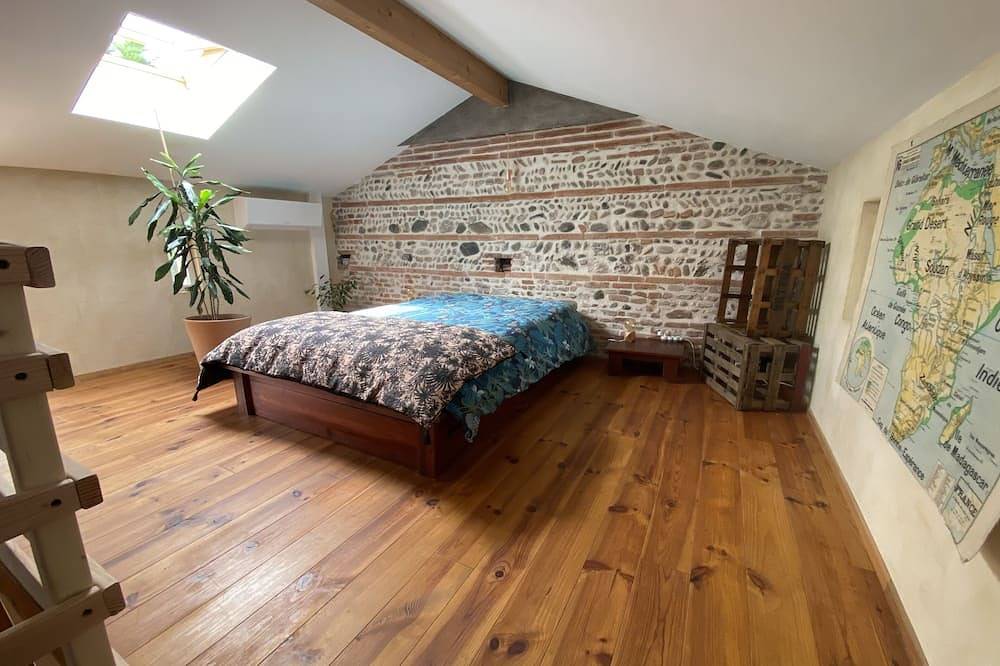 Maison au calme, petit jardin clos, piscine, 10´ Canal du Midi et 20´ Capitole in Minimes-Barrière de Paris (Toulouse), Toulouse