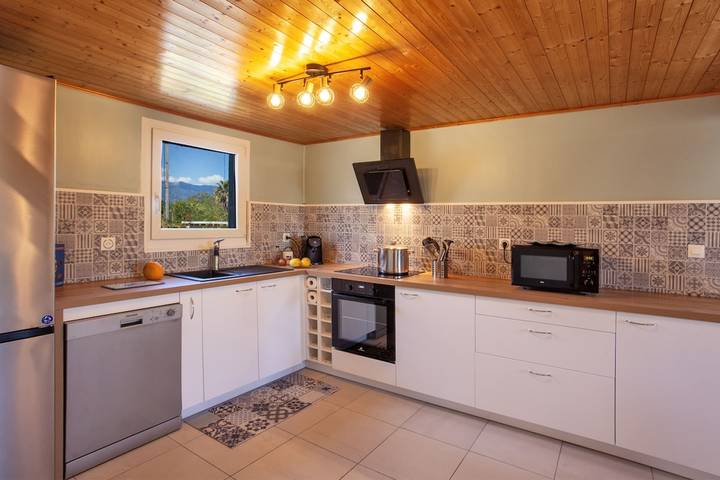 Villa pour 6 personnes, avec jacuzzi et jardin, animaux acceptés dans Haute-Corse - 4