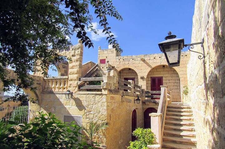 Location de vacances pour 6 personnes, avec balcon dans Sannat