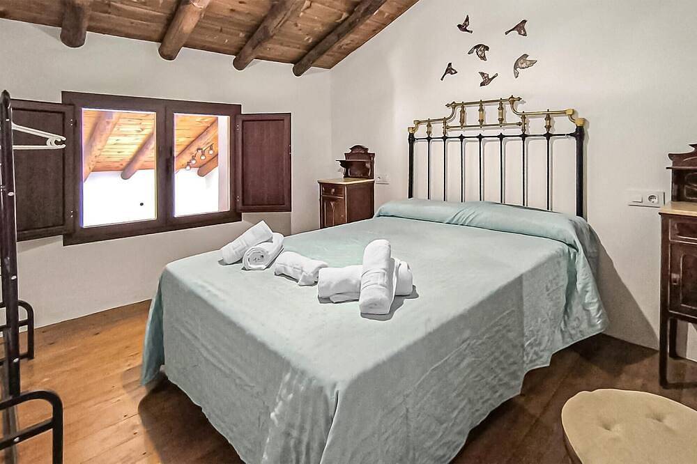 Awesome home in Castilblanco de los Ar in Castilblanco de los Arroyos, Sevilla Province