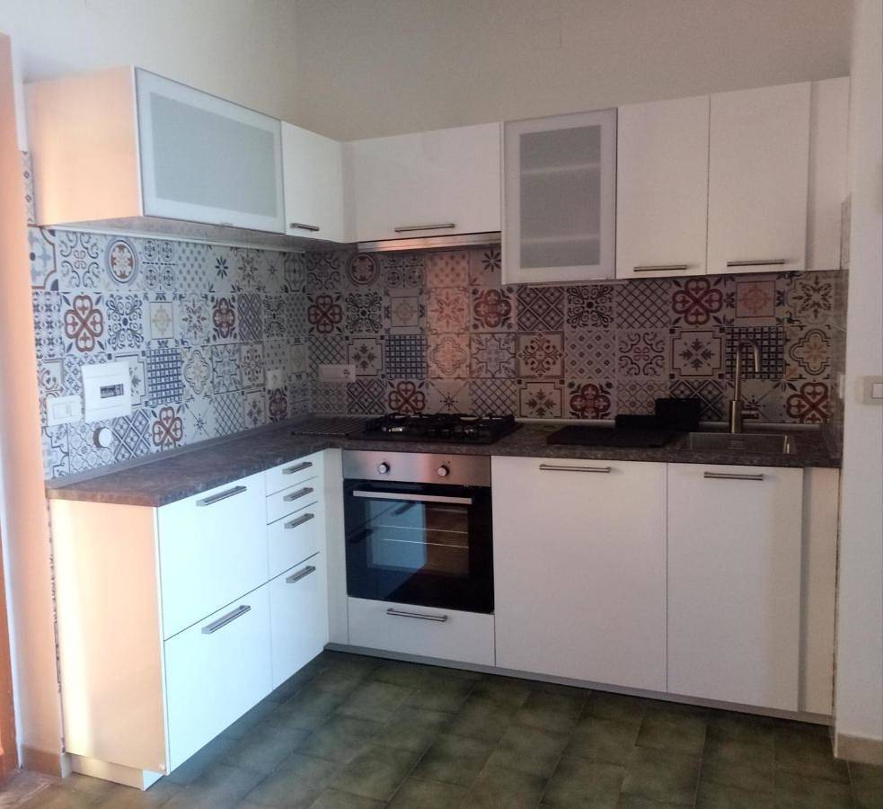 Ganze Wohnung, One-Bedroom Apartment with Balcony in Milazzo, Messina Provinz