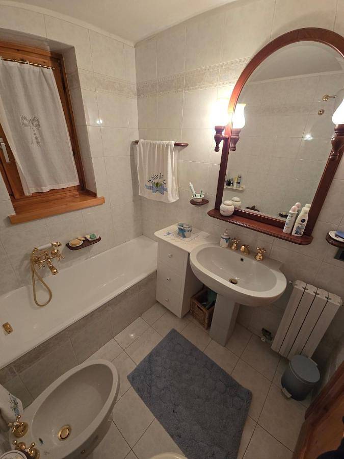 Appartement entier, Three-Bedroom Apartment in Travo (Italie), Province de Plaisance