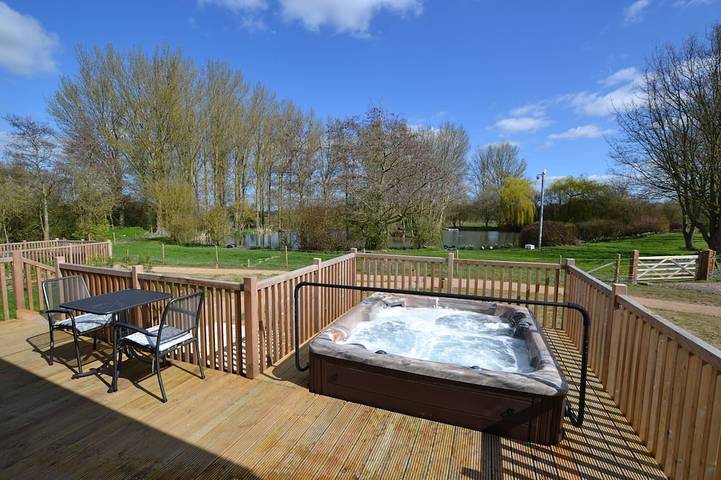 Holiday rental for 2 people, with Hot tub in Chiltern Hills