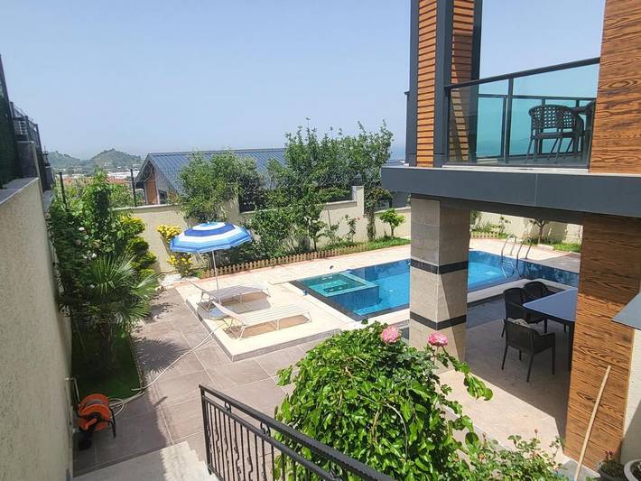 Casa de férias para 9 pessoas, com sauna e jardim e ainda jacuzzi and piscina em Termal