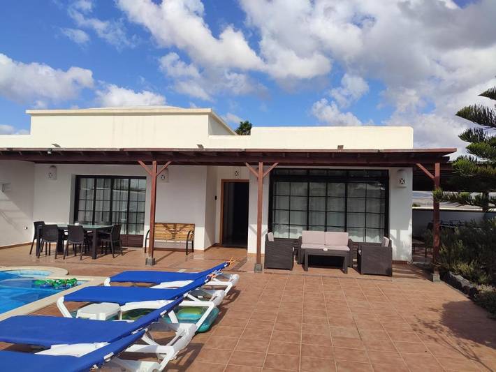 Chalet para 7 personas, con piscina además de jardín y vistas, Se admiten mascotas en Lanzarote - 4