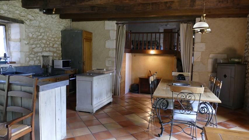 Location de vacances pour 7 personnes, avec jardin à Saint-Martin-des-Combes - 3