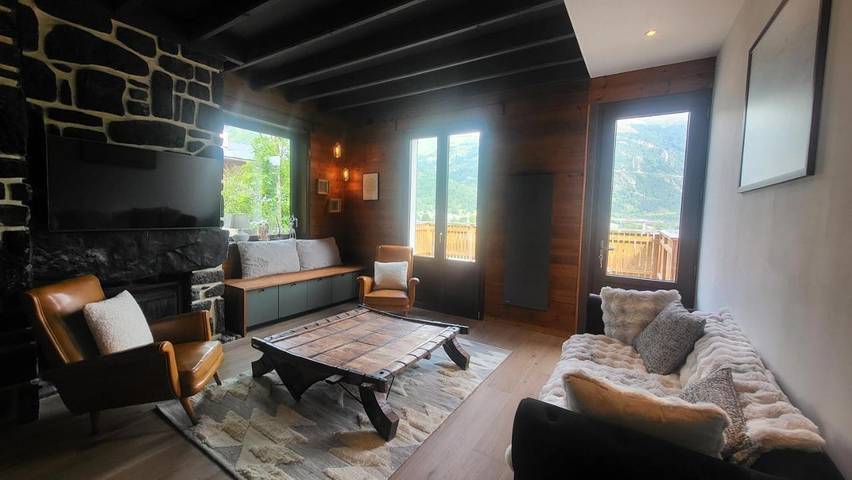 Chalet pour 6 personnes, avec Balcon et Terrasse ainsi que Jardin et Vue à Saint-Lary