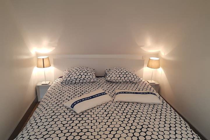 Location de vacances pour 6 personnes, avec jardin et terrasse à Plouezoc'h - 4