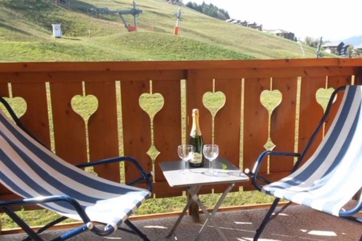 Appartement entier, Chalet de Montalbert 25C, 4-6 pers, au pied des pistes in La Plagne, Aime-la-Plagne