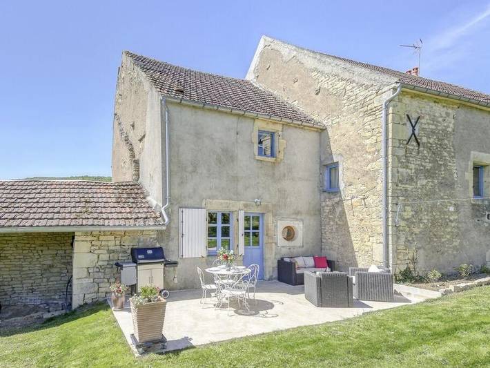 Gîte pour 4 personnes, avec Terrasse et Jardin