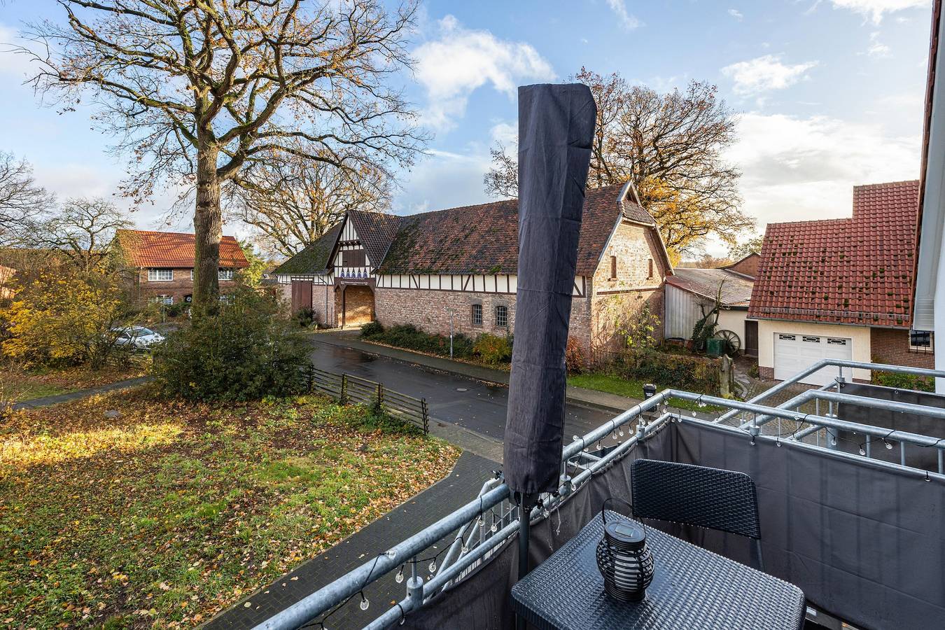 Entire apartment, Holiday Apartment "Lampa" with Balcony and Wi-Fi in Wasbüttel, Landkreis Gifhorn