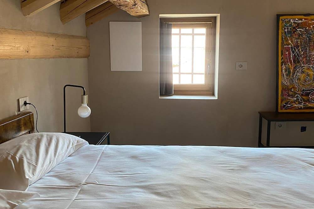 Entire apartment, Records Room in Belluno, Schiara
