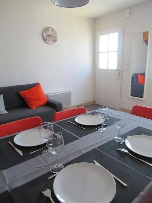 Location de vacances pour 5 personnes, avec vue et terrasse, adapté aux familles dans 201 Forest Avenue Saint Hilaire De Riez - 2