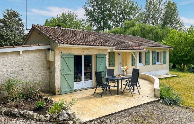 Location de vacances pour 8 personnes, avec piscine ainsi que jardin et terrasse à Tournon-d'Agenais - 4