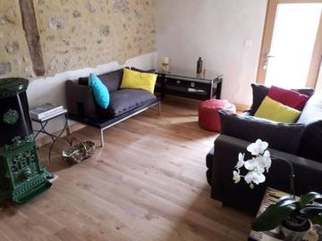 Maison d’hôte pour 4 personnes, avec terrasse ainsi que jardin et vue à Sainte-Céronne-lès-Mortagne