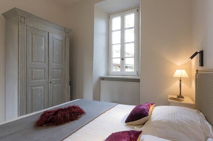 Entire apartment, Apartment-Deluxe-Ensuite-Mountain view-Le Balcon in Embrun, Écrins National Park