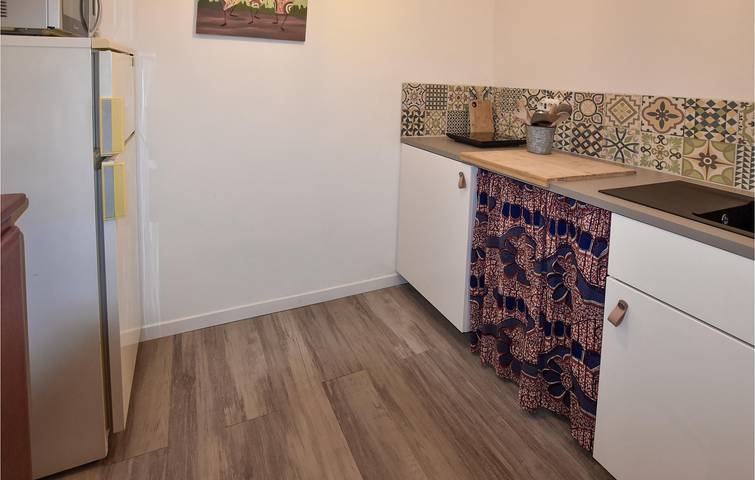 Appartement avec vue sur la montagne - Dormir bébé - Parking - Piscine - Jardin - WiFi in Pernes-les-Fontaines, Parc naturel régional du Mont-Ventoux