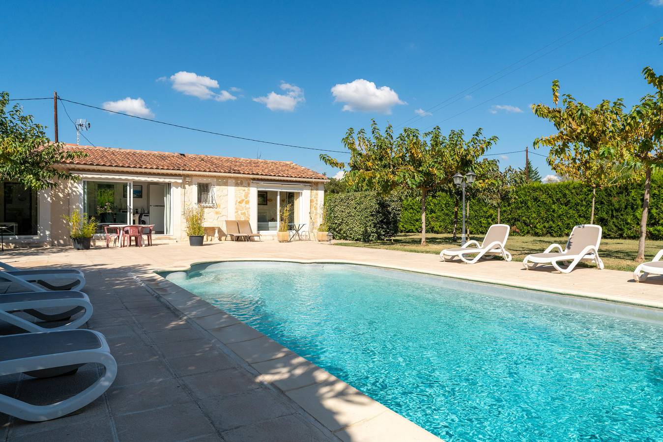 Villa 'Piscine' mit Gemeinschaftspool, Privatterrasse und Wlan in Saint-Rémy-de-Provence, Arles und Umgebung