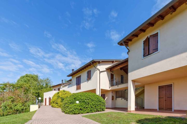 Ferienwohnung für 6 Personen, mit Balkon und Garten in Peschiera del Garda - 2