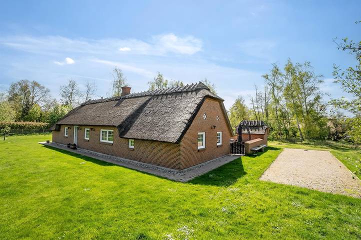 Ferienhaus für 12 Personen, mit Whirlpool und Terrasse sowie Sauna in Dänische Südsee - 2