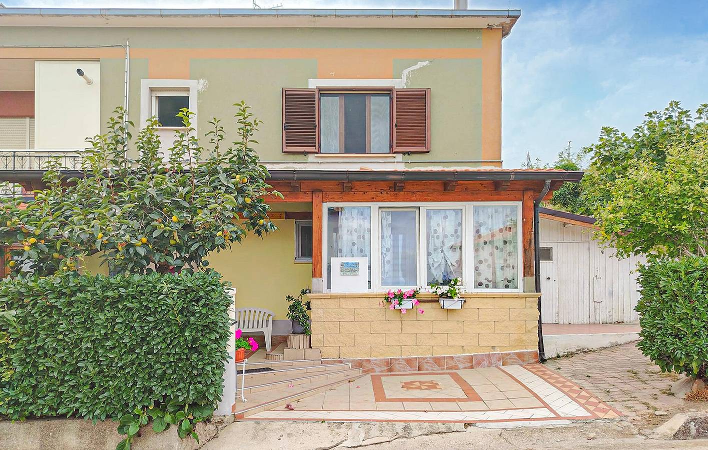 Apartamento vacacional entero, Apartamento de Lujo con Parking, Cocina, Internet in Roccaspinalveti, Provincia de Chieti