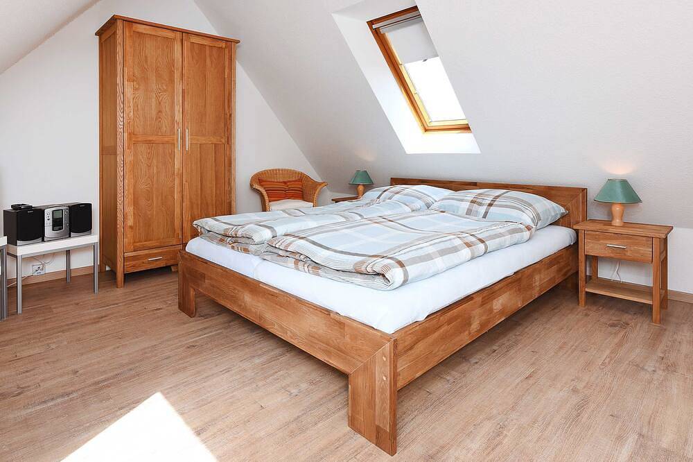 Ganze Wohnung, Ferienwohnung Sonnendeck im Gastfeld - Ferienwohnung Sonnendeck in Werdum, Landkreis Wittmund