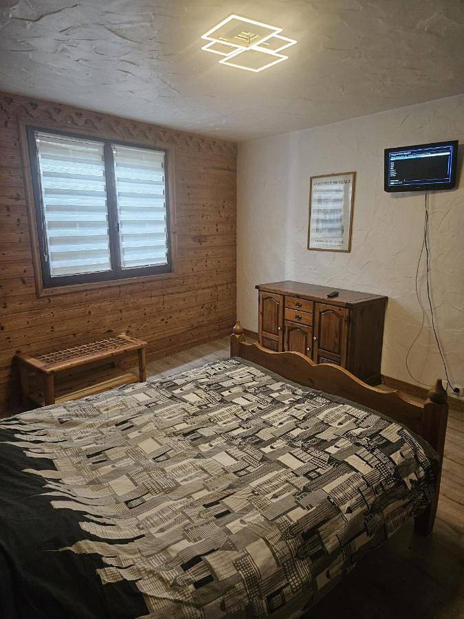 Gîte pour 4 personnes, avec vue et balcon à Bozel - 4