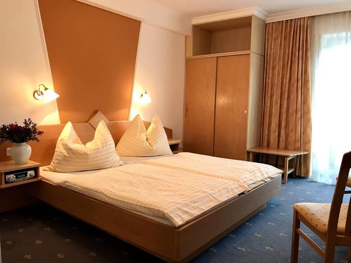 B&B für 2 Personen, mit Garten und Balkon in Zell am See - 4