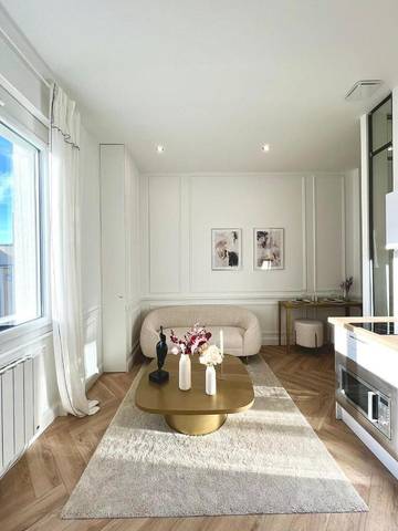 Gîte pour 2 personnes, avec vue dans Casino Grand Cafe de Vichy