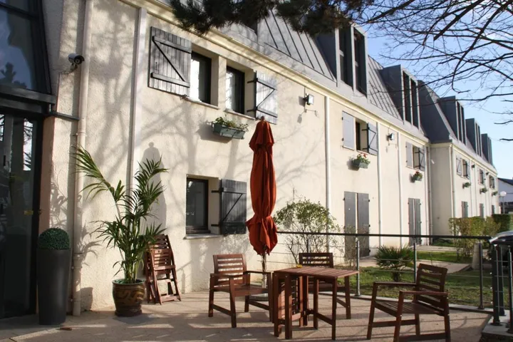 Hotel para 2 personas, con jardín - 1