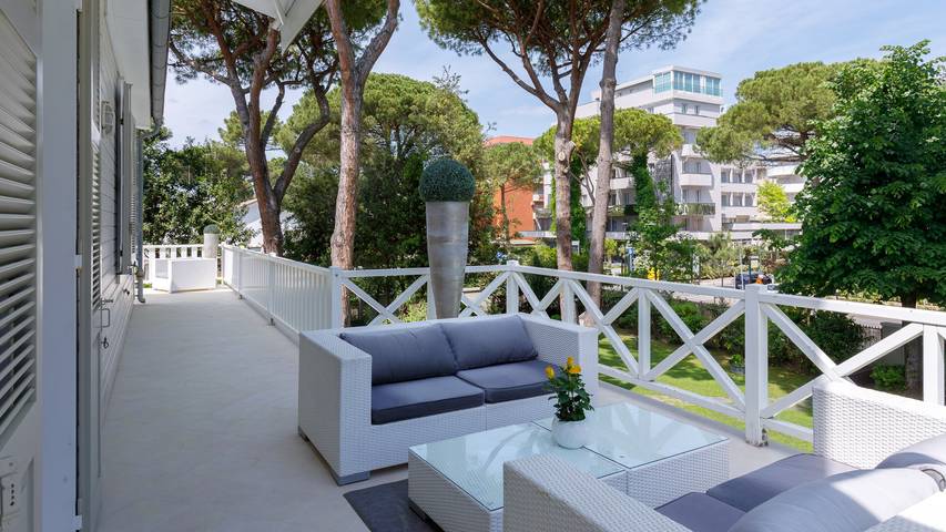 Location de vacances pour 10 personnes, avec sauna ainsi que jacuzzi et jardin, animaux acceptés à Cervia - 2