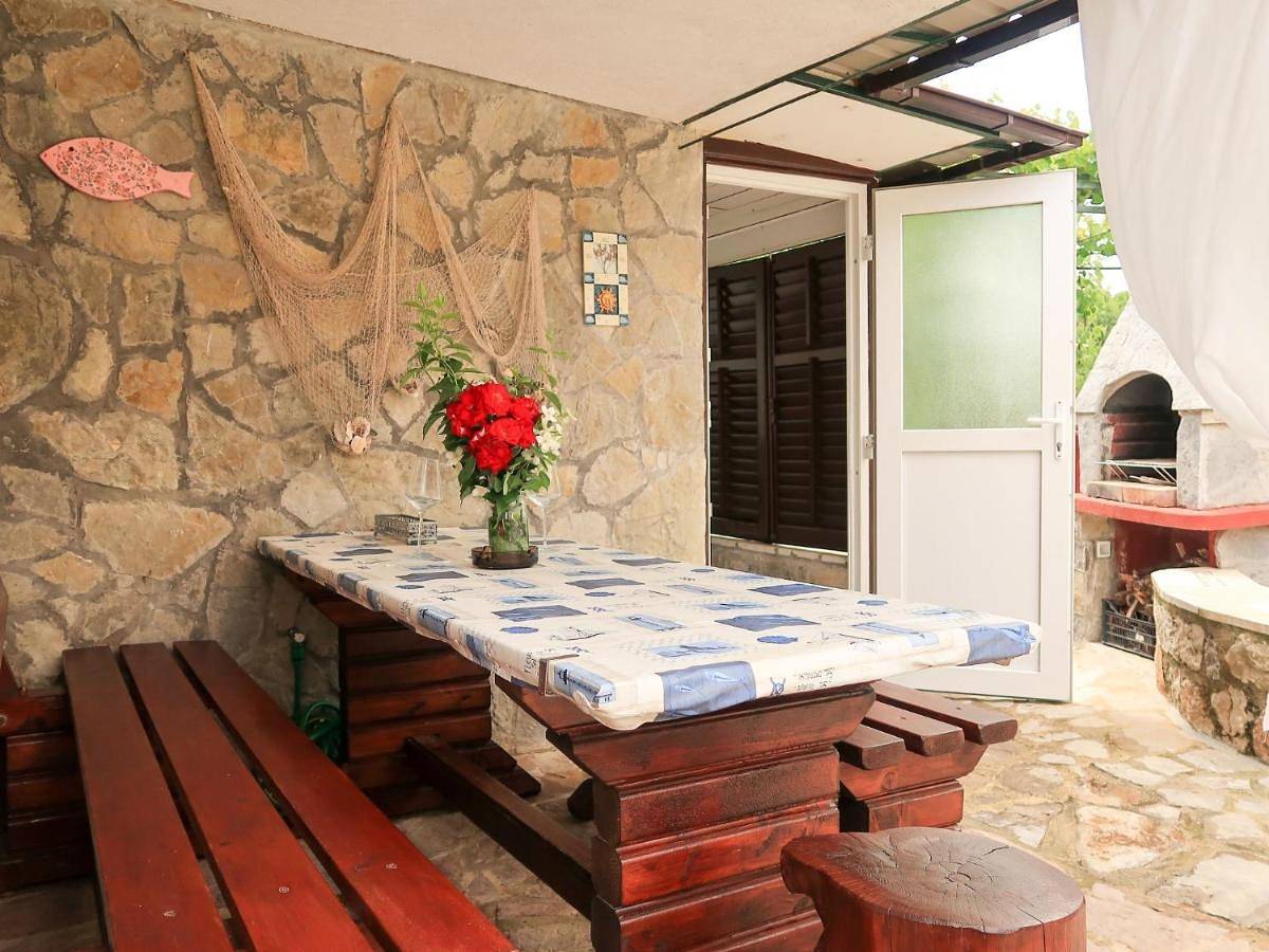 Holiday Home Margeta - Krk245 in Lakmartin, Krk