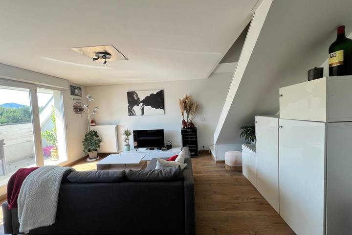 Location de vacances pour 2 personnes, avec terrasse à Annecy