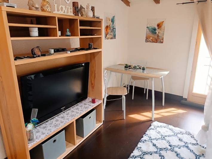Cosy House in Capendu with Fireplace and Garden in Capendu, Carcassonne region