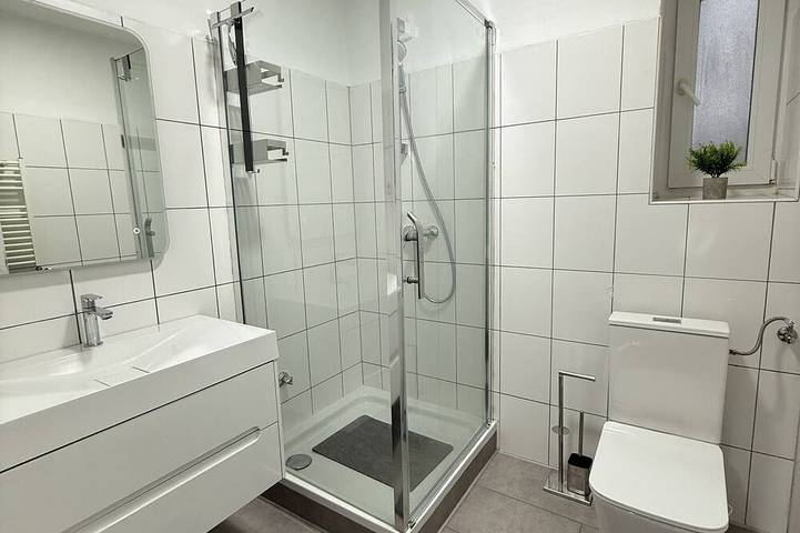 Ganze Wohnung, City-Apartment - zentral mit schöner Terrasse in Herne, Ruhrgebiet