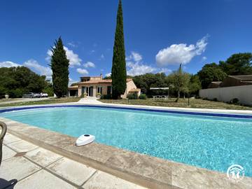 Gîte pour 6 personnes, avec piscine et jardin à Ventenac-Cabardès