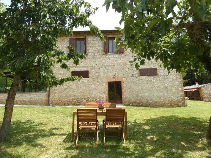 Location de vacances pour 8 personnes, avec vue ainsi que jardin et piscine à Lugnano in Teverina - 2