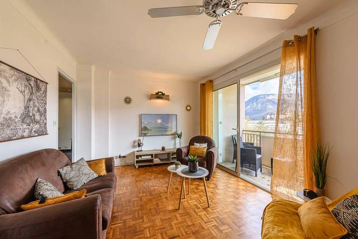 Gîte pour 4 personnes, avec balcon à Annecy - 2