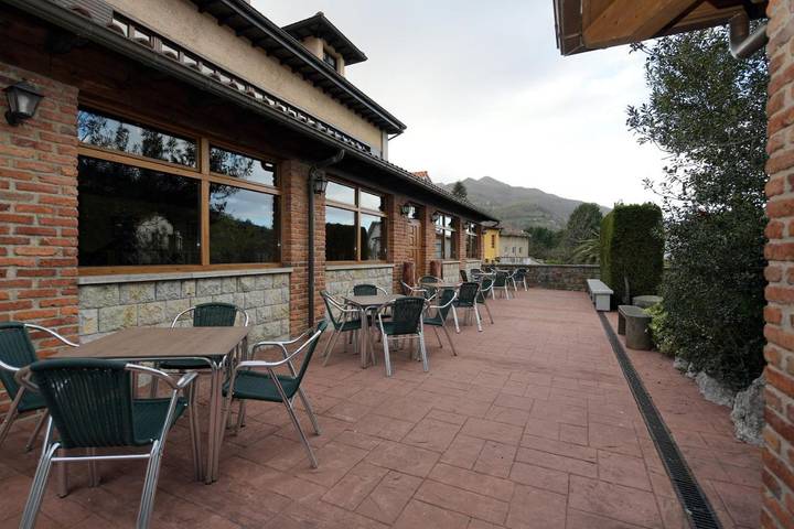Casa rural para 3 personas, con Terraza y Jardín además de Sauna y Vistas en Felechosa - 3