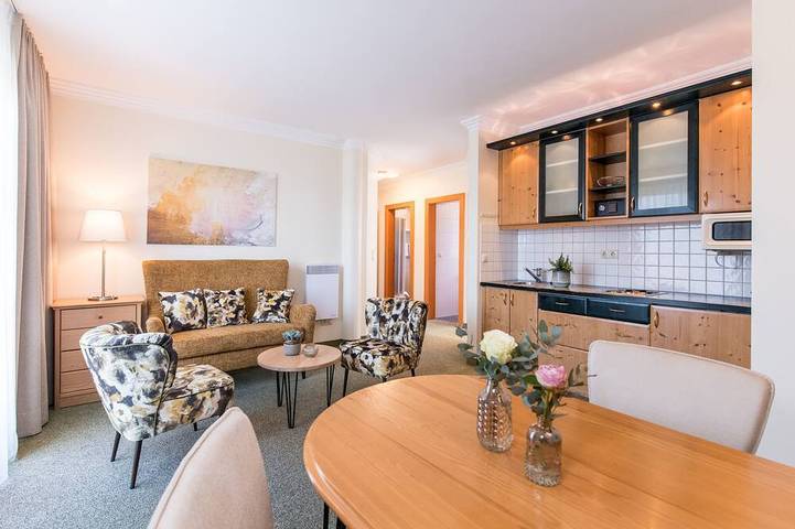 Ferienwohnung für 3 Personen, mit Balkon und Garten - 1